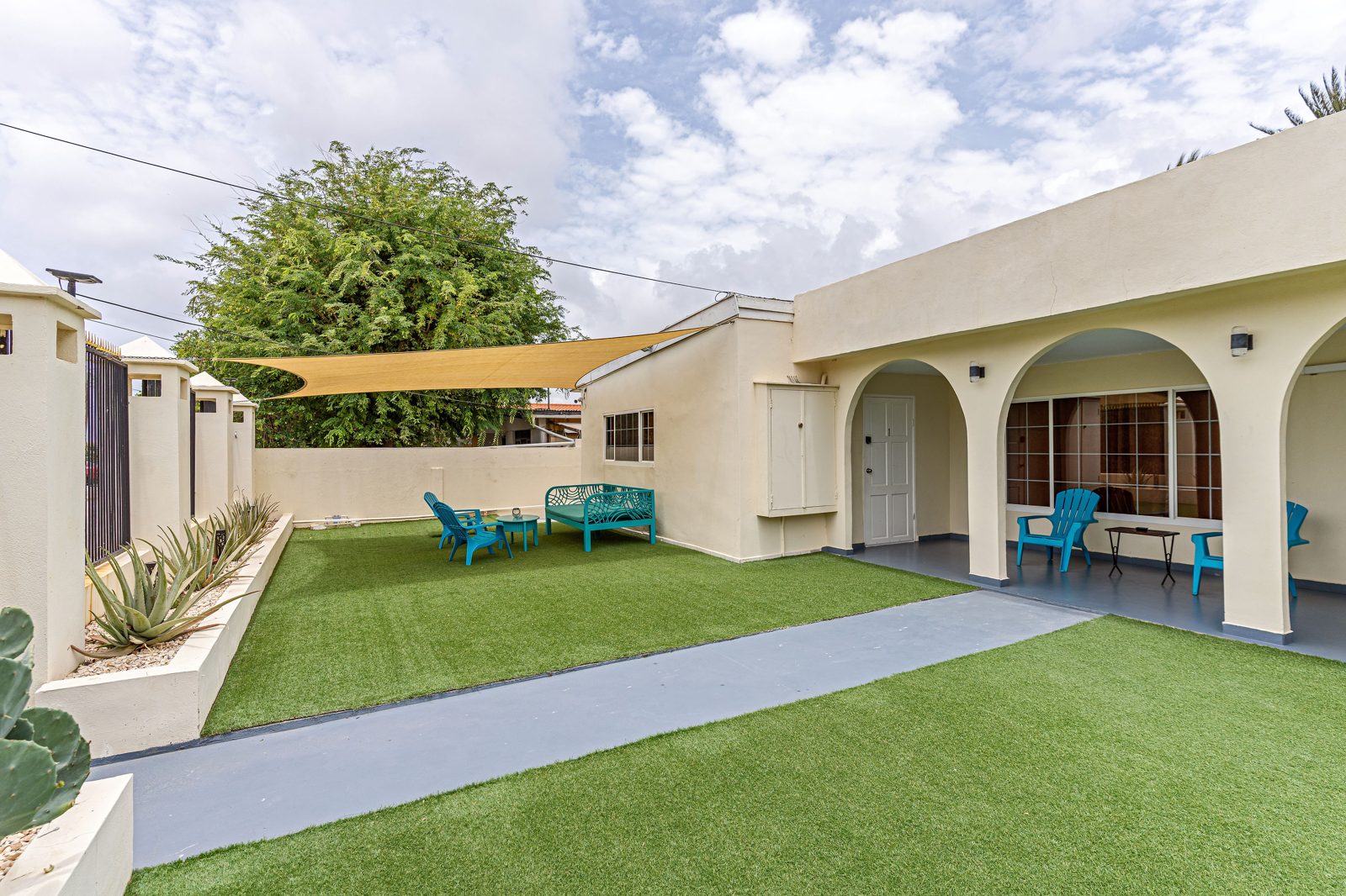 Shared garden and BBQ area