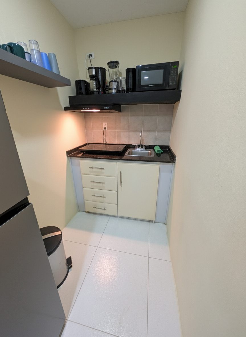 Apartment 7 · kitchenette