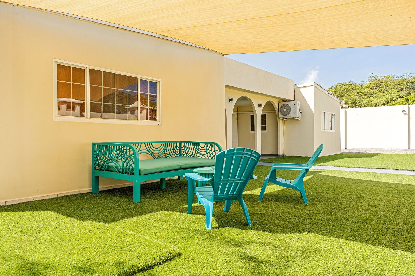 Garden lounge